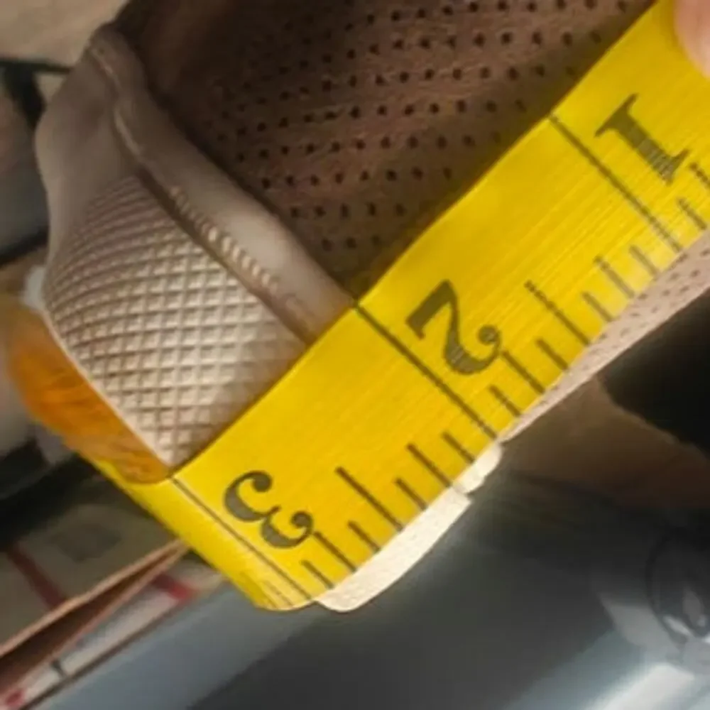 Steve Madden vintage sneaker